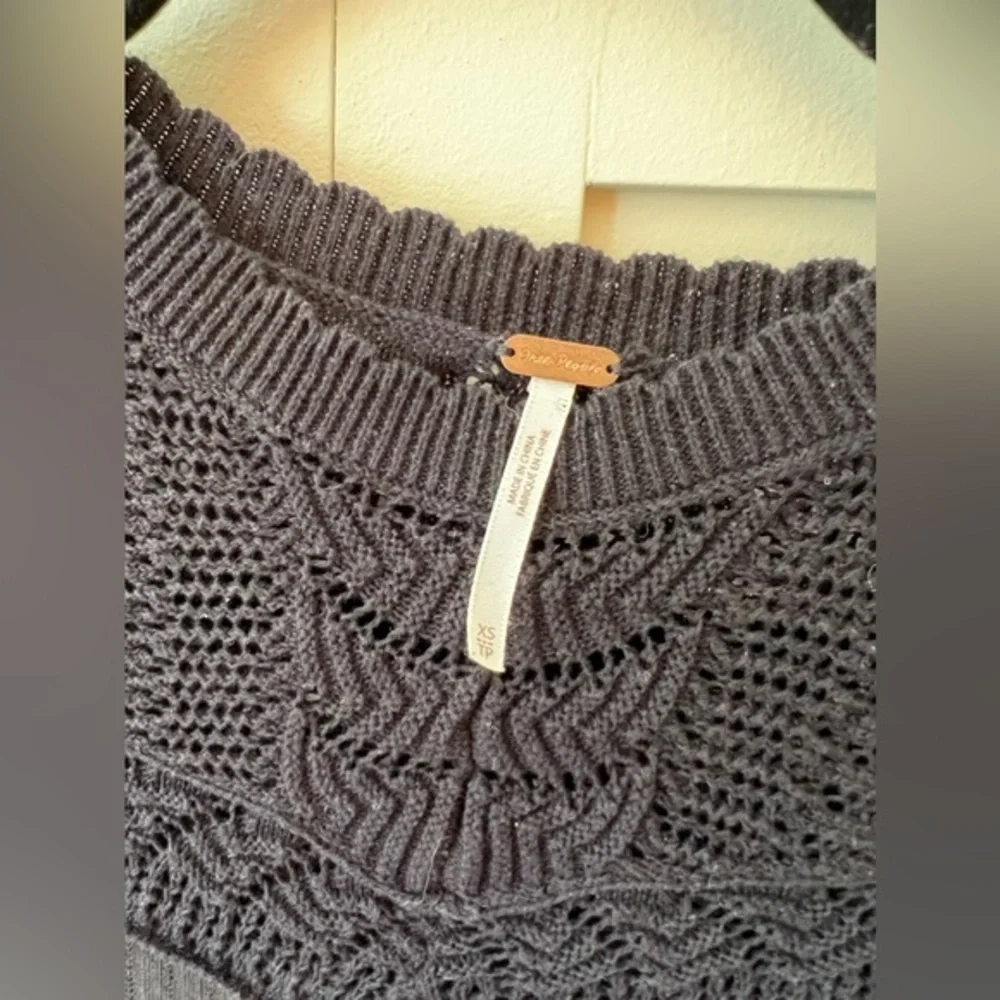 Free People Women’s Boho Black Crochet Knit Sweater Top Size XS‎